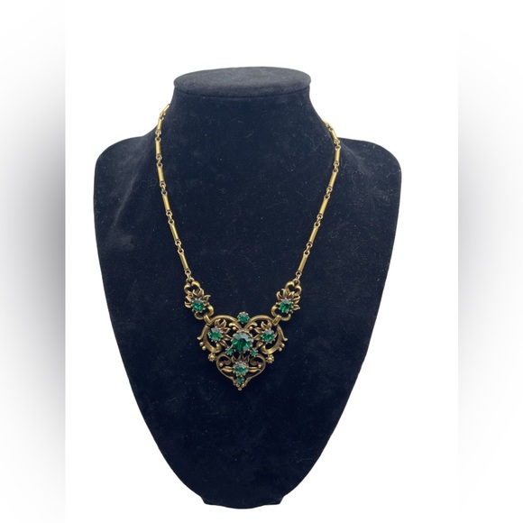 Vintage Coro 1940s Emerald Green Rhinestone Necklace - Picture 1 of 6